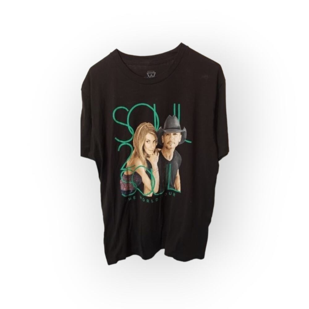 Tim McGraw and Faith Hill Concert tee Sz L Soul 2 Soul 2017 EUC